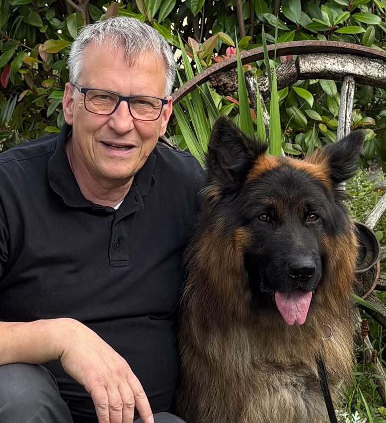 Ab dem 15.08 wird Wilfried mit Odin das Team Bunte Hunde verstärken.